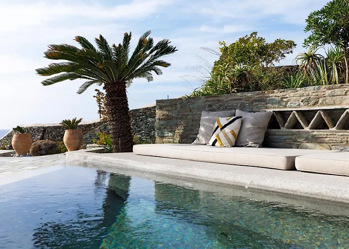 Gaia, Beachfront, Plunge Pool & Sunset By Explore Andros 펜션