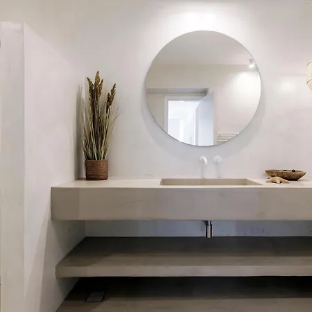 Hébergement de vacances Gaia, Beachfront, Plunge Pool & Sunset By Explore Andros Aprovaton